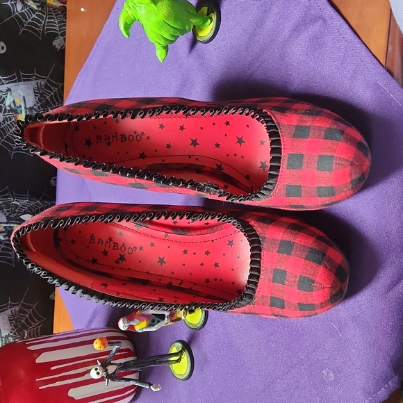 Bamboo brand red and black gingham heels. Size 9 - Picture 1 of 6